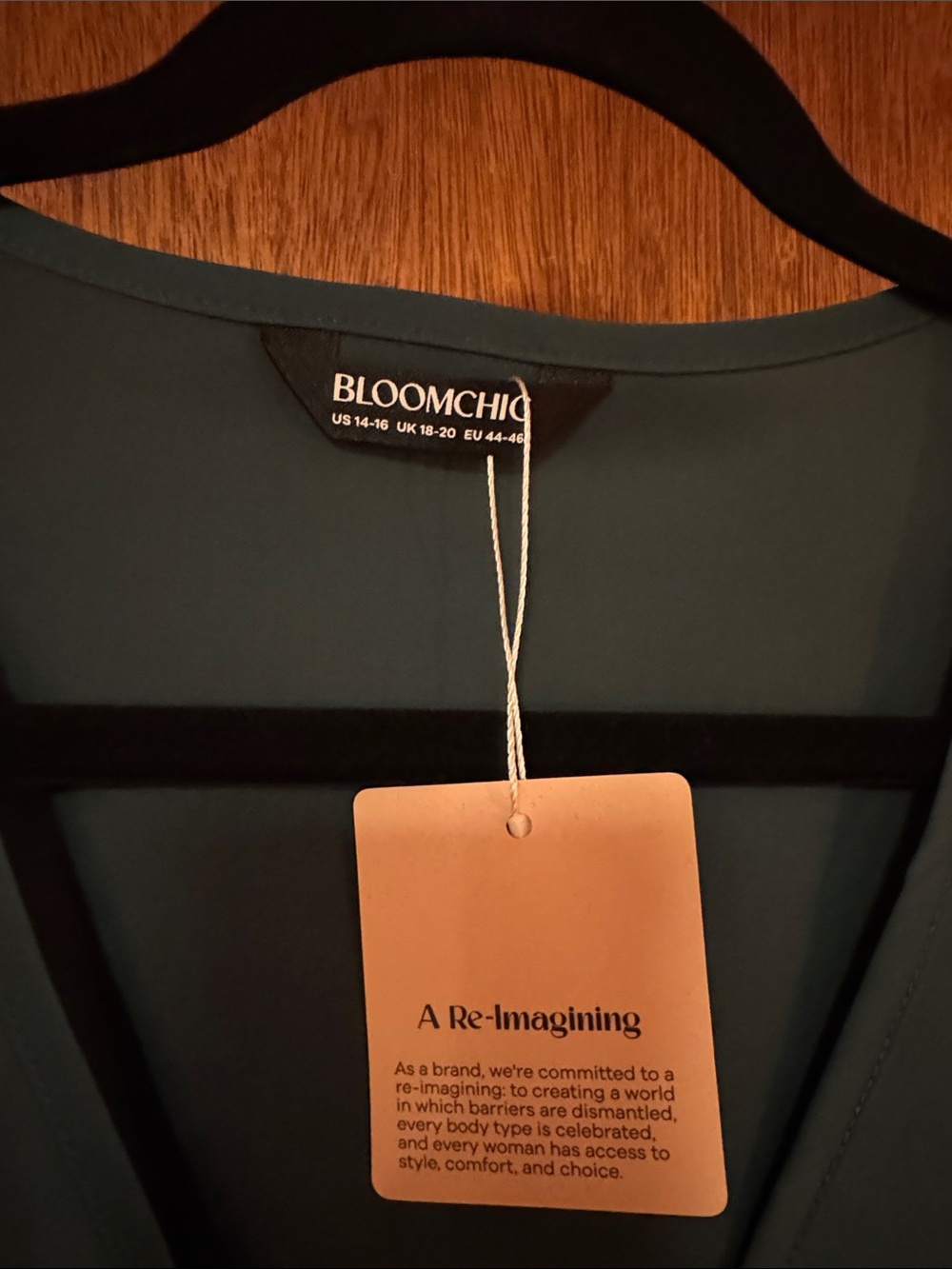 BloomChic Deep Green V-Neck Tulle Midi Dress - Picture 2 of 3